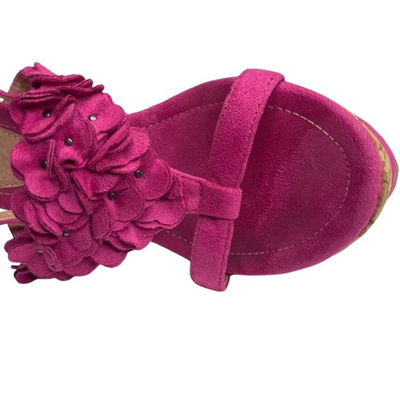 Vintage: Pierre Cardin ♚ Suede Floral Embellish Platform Wedge Sandals ♚ Magenta - Picture 11 of 16